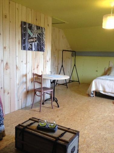 Chambres Chez L'Habitant Couvin Exteriör bild